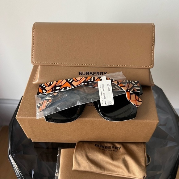 Burberry TB Monogram Check Square Acetate Sunglasses - Picture 11 of 14